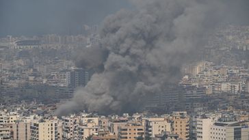 Israel bombardiert weiterhin unvermindert mit aller Brutalität die Bezirke von Beirut, hier am 28. September 2024 den südlichen Stadtbereich Dahieh