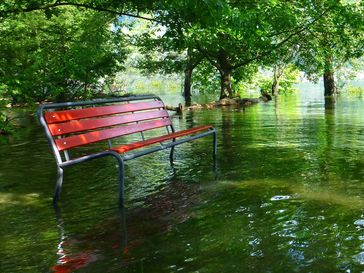 Hochwasser (Symbolbild)