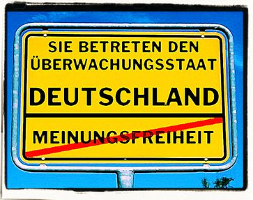 Ob in einem Überwachungsstaat auch Politiker, hohe Wirtschaftsfunktionäre, Thingtanks, Medienmogule, Richter und hohe Beamte überwacht werden? (Symbolbild)