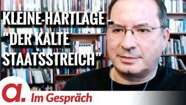 Bild: SS Video: "Im Gespräch: Manfred Kleine-Hartlage (“Der kalte Staatsstreich”)" (https://tube4.apolut.net/w/aS2eRL215683ZAvYjumUBR) / Eigenes Werk