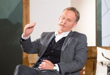 BVB-Geschäftsführer Hans-Joachim Watzke zu Gast bei Sky. Bild: "obs/Sky Deutschland/Archiv E.A.T. / Haist"