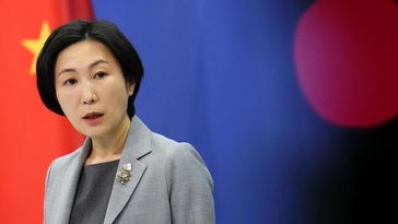 Die Sprecherin des chinesischen Außenministeriums, Mao Ning, auf einer Pressekonferenz in Peking, 6. April 2023. Bild: Legion-media.ru / Kyodo/Newscom