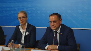 Tino Chrupalla und Dr. Alice Weidel (2024) Bild: AUF1 / Eigenes Werk