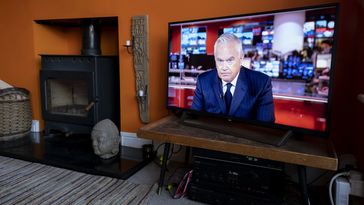 BBC-Nachrichtensprecher Huw Edwards (2023) Bild: Gettyimages.ru / Mike Kemp