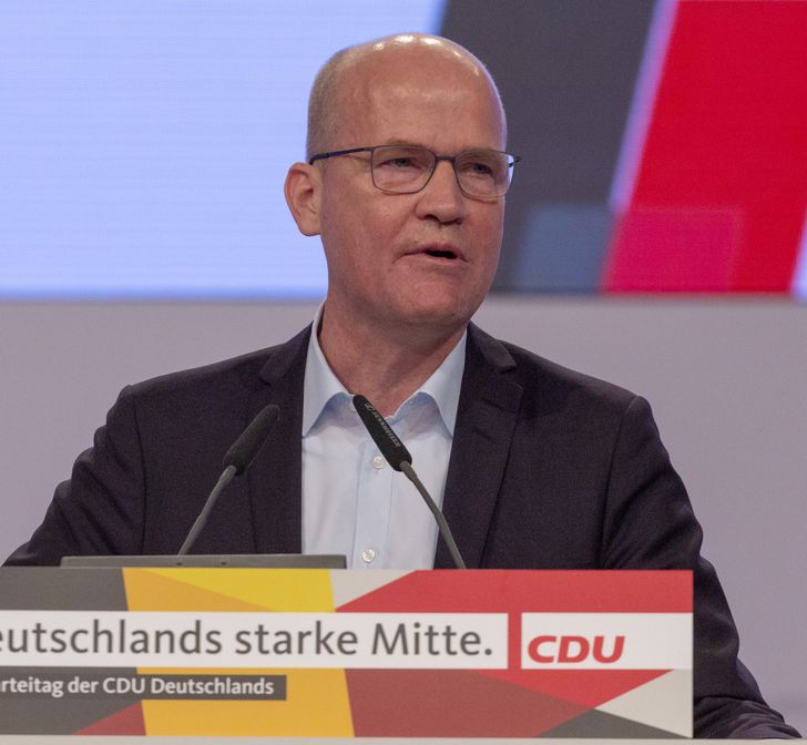 Unions-Fraktionschef öffnet Kreis möglicher ...