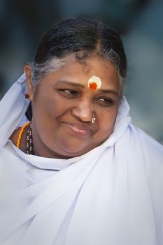 Die indische humanitäre und spirituelle Persönlichkeit Mata Amritanandamayi - Amma - kommt nach Berg am Starnberger See (29. - 30. Oktober 2019). (c)M.A.Math Bild: "obs/Verein Amrita e.V., Indienhilfe"