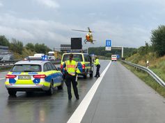 Der Rettungshubschrauber bei der Landung Bild: Feuerwehr