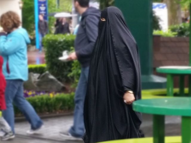 Schweiz: Abstimmung über das Burkaverbot am 7.3.2021 ...