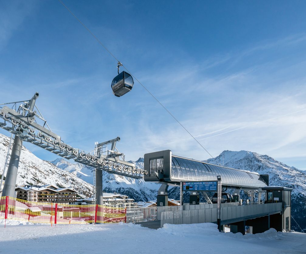 Die neue Rotkoglbahn befördert seit kurzem unsere Gäste äußerst bequem von der Talstation in Hochsölden auf das Giggijoch. Bild:     Christoph Nösig / Ötztal Tourismus