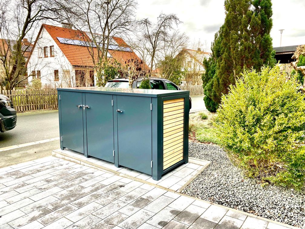 Fahrrad, Müll Einhausung, Raucherunterstände München - Gartenbau-Carport-Garagen Schmidt setzt neue Maßstäbe mit Made in Germany Bild: Matthias Schmidt Fotograf: Matthias Schmidt