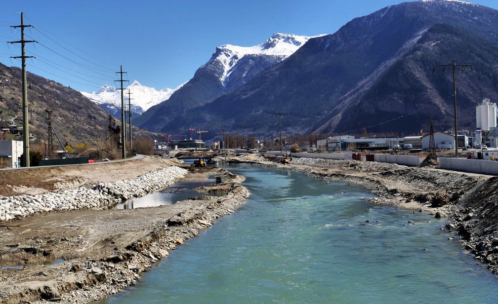 Bauarbeiten zur 3. Rhône-Korrektur im Schweizer Wallis. Bild: "obs/SWR - Südwestrundfunk"