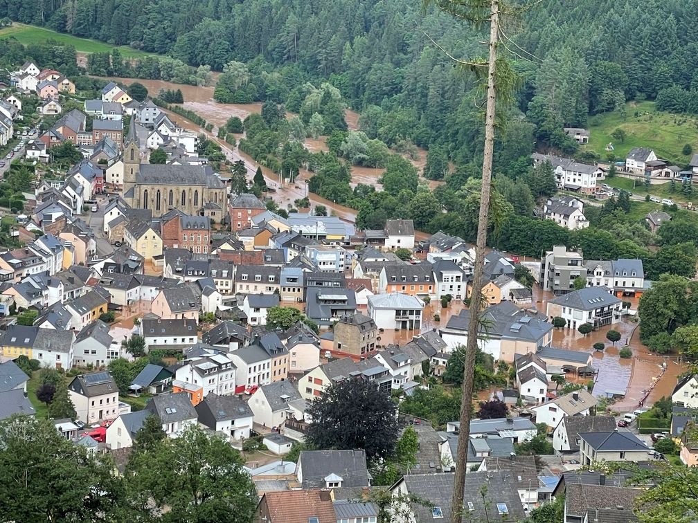 Überfluteter Ortskern von Kordel nach der Unwetternacht, 15. Juli 2021