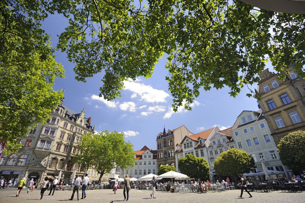 Der Kohlmarkt ist einer der zentralen Plätze der Braunschweiger Innenstadt. Dank Überwachungstechnik wird jeder erfasst und registriert.