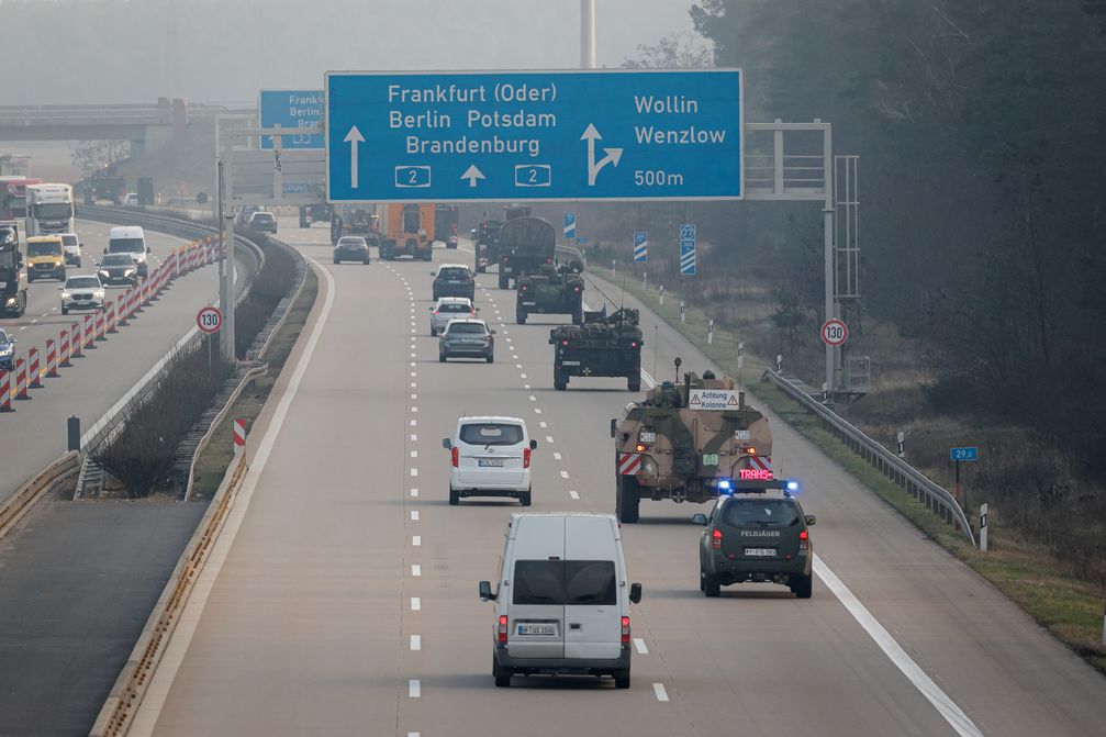 Konvois-litauischer-Streitkr-fte-auf-Stra-en-von-Schleswig-Holstein-nach-Bayern-erwartet