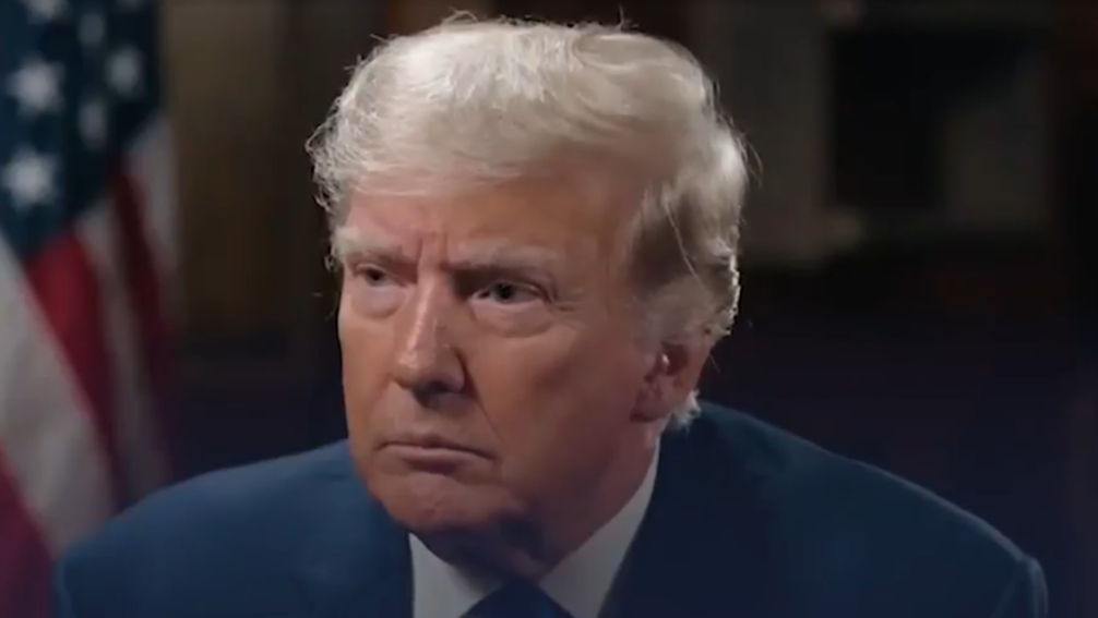 Donald Trump (2023) Bild: RT / Screenshot Odysee Video https://freedert.online/kurzclips/video/178802-tucker-interview-mit-trump-epstein/