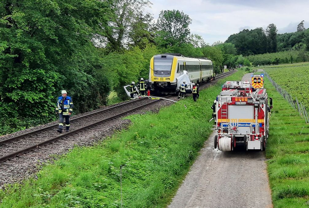 240522 Unfall Bahn-LKW Maurach