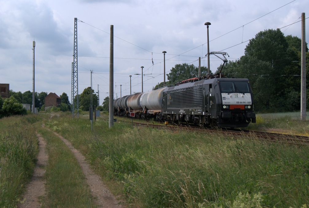 Kesselwagenzug zur PCK-Ölraffinerie nach Schwedt-Oder