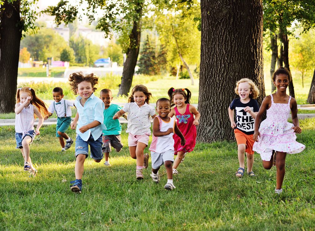 Die Aktion Gesunder Rücken (AGR) e. V. zertifiziert Produkte, die einen gesunden Kinderrücken fördern.