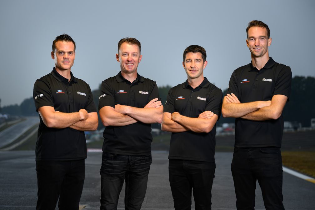 Ben Barker, Christopher Mies, Dennis Olsen, Andy Priaulx und Frédéric Vervisch ergänzen Dirk Müller (links), Joey Hand (Mitte links), Mike Rockenfeller (mitte rechts) und Harry Tincknell (rechts) (2023)  Bild: Ford-Werke GmbH Fotograf: Wes Duenkel