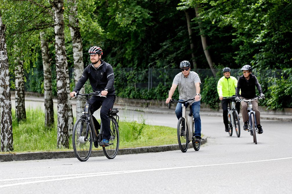 Insgesamt haben die Tester zehn Pedelecs unter die Lupe genommen.