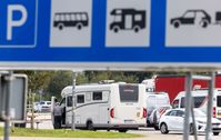 Beschilderung Camping-Parkplatz an der Rastanlage