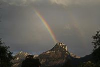 Regenwetter / Regenbogen (Symbolbild)