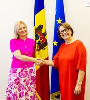 v.l.n.r. Ina Coșeru und Annette Widmann-Mauz (2024)