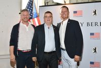 Matt Lashey, Thomas Haldenwang (mitte) und Richard Grenell (2020), Archivbild