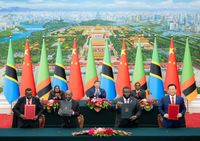 Chinese President Xi Jinping (C, back), Tanzanian President Samia Suluhu Hassan (L, back) and Zambian President Hakainde Hichilema (R, back) jointly witness the signing of a memorandum of understanding on the revitalization project of the TAZARA railway, in Beijing, China, September 4, 2024. /Xinhua